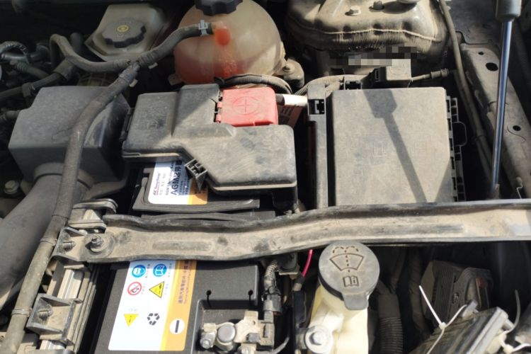 Used Buick Enclave 2022 652T Two-Wheel-Drive Prestige 7-Seater Engine Bay Left