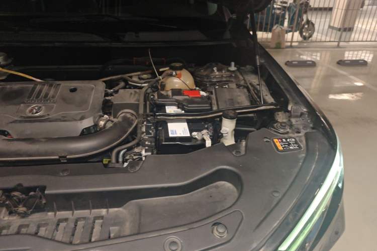Used Buick Enclave 2022 652T Four-Wheel Drive Prestige 7-Seater Engine Bay Left
