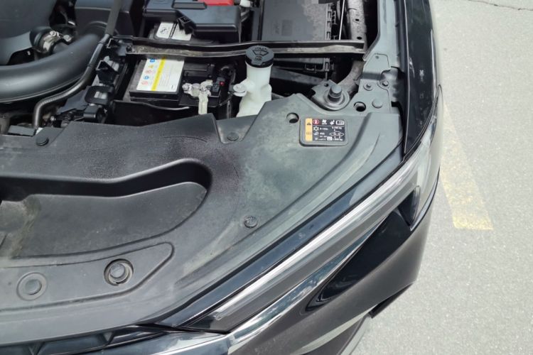Used Buick Enclave 2022 652T Two-Wheel-Drive Prestige 7-Seater Engine Bay Left