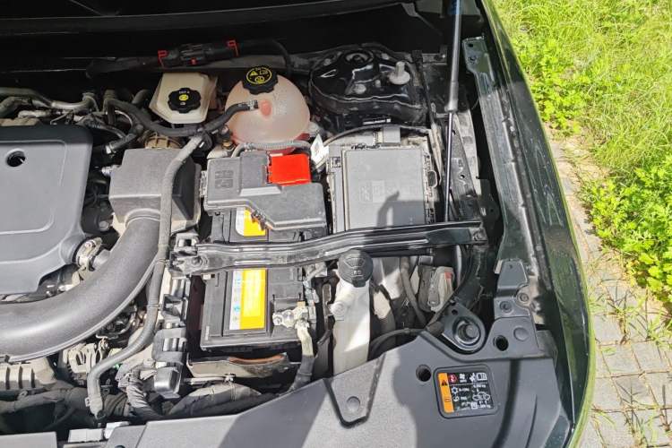 Used Buick Enclave 2022 652T 4x4 Prestige Flagship 6-Seater Engine Bay Left