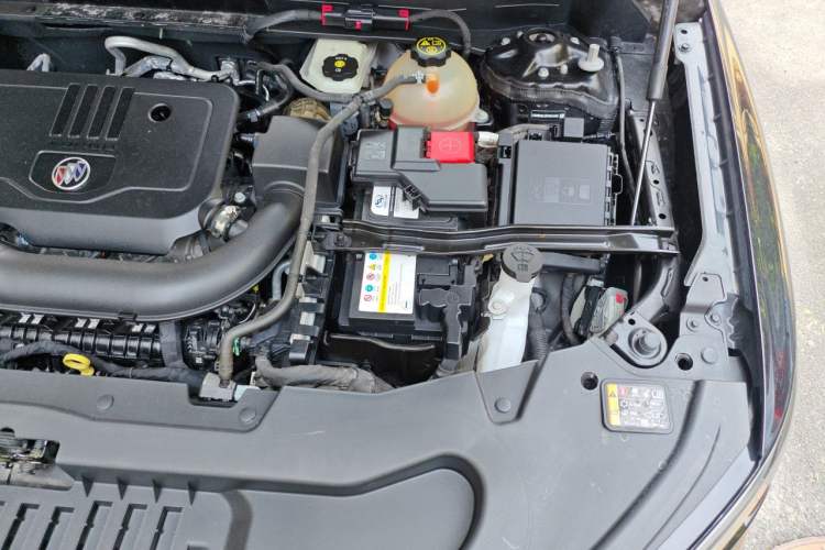 Used Buick Enclave 2022 652T 4x4 Prestige Flagship 6-Seater Engine Bay Left