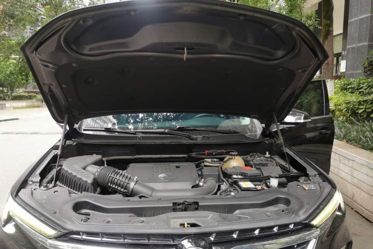 Used Buick Enclave 2022 652T Two-Wheel-Drive Prestige 7-Seater Engine Bay