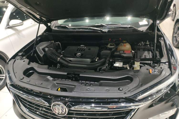 Used Buick Enclave 2022 652T Two-Wheel-Drive Prestige 7-Seater Engine Bay