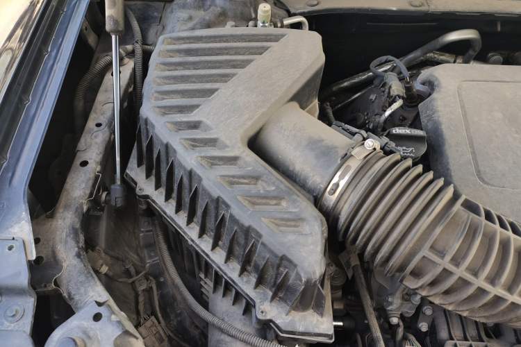 Used Buick Enclave 2022 652T Two-Wheel-Drive Prestige 7-Seater Engine Bay Right