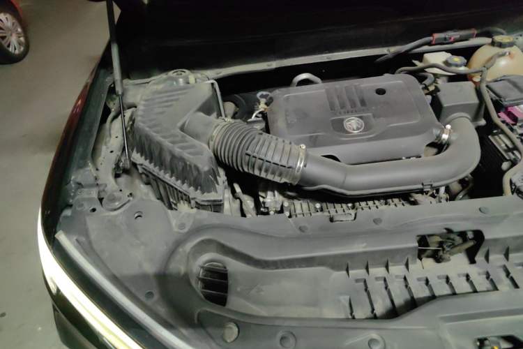 Used Buick Enclave 2022 652T Two-Wheel-Drive Prestige 7-Seater Engine Bay Right