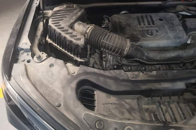 Used Buick Enclave 2022 652T Two-Wheel-Drive Prestige 7-Seater Engine Bay Right