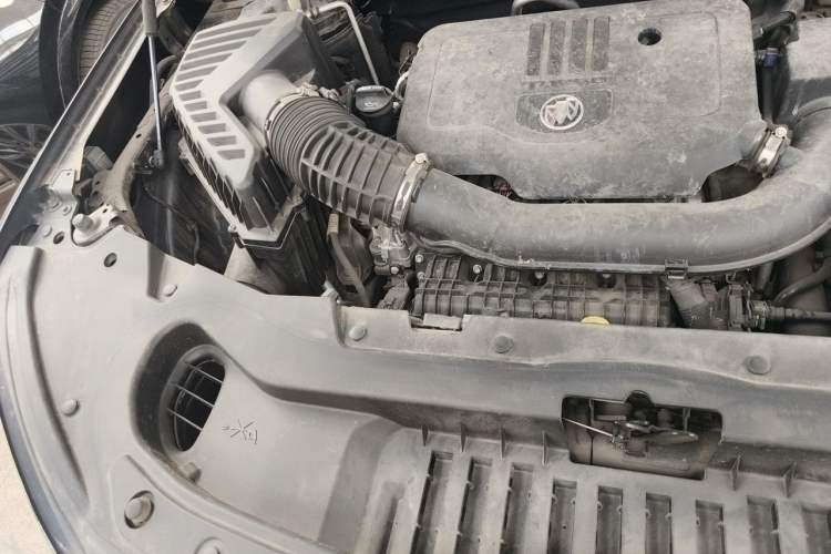 Used Buick Enclave 2022 652T Two-Wheel-Drive Prestige 7-Seater Engine Bay Right