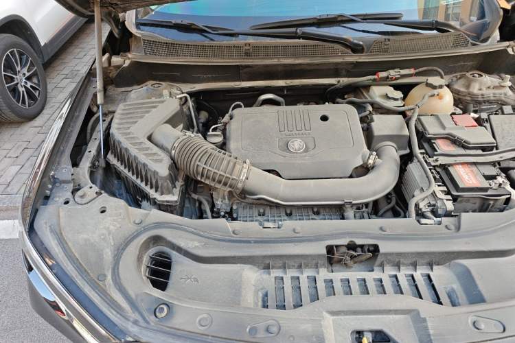 Used Buick Enclave 2022 652T Two-Wheel-Drive Prestige 7-Seater Engine Bay Right