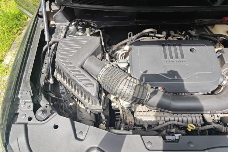 Used Buick Enclave 2022 652T 4x4 Prestige Flagship 6-Seater Engine Bay Right