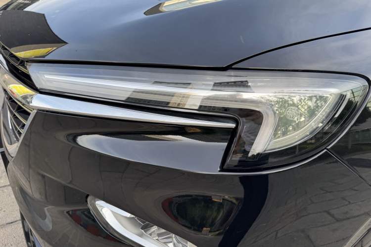 Used Buick Enclave 2022 652T Two-Wheel-Drive Prestige 7-Seater Exterior 10