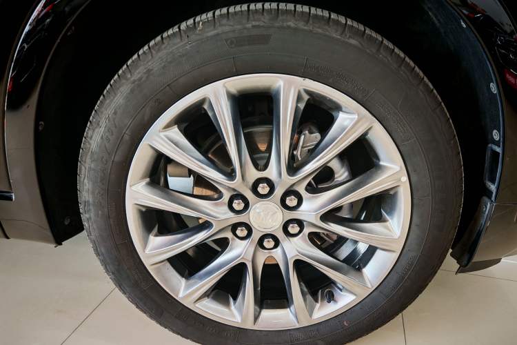 Used Buick Enclave 2022 652T Two-Wheel-Drive Prestige 7-Seater Exterior 5