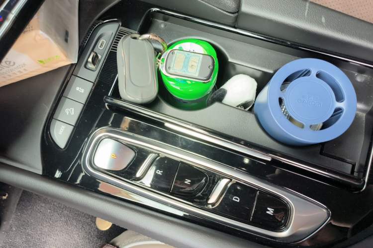 Used Buick Enclave 2022 652T 4x4 Prestige Flagship 7-Seater Gear Lever