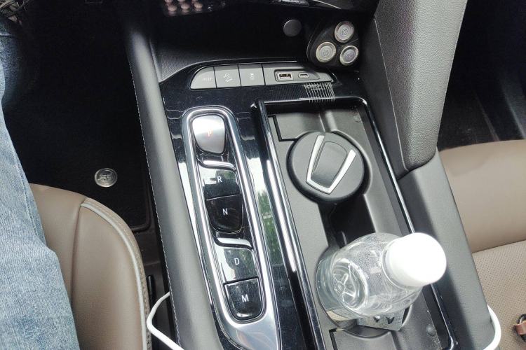 Used Buick Enclave 2022 652T 4x4 Prestige Flagship 7-Seater Gear Lever