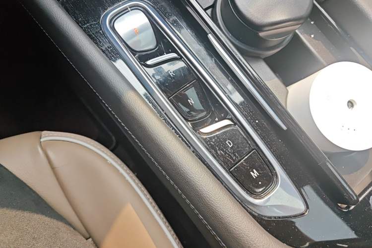 Used Buick Enclave 2022 652T 4x4 Prestige Flagship 7-Seater Gear Lever