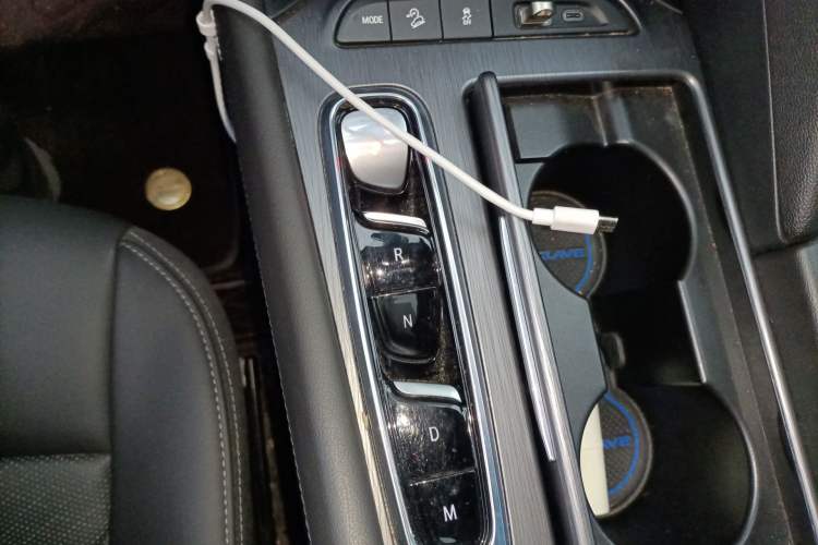 Used Buick Enclave 2022 652T Two-Wheel-Drive Prestige 7-Seater Gear Lever
