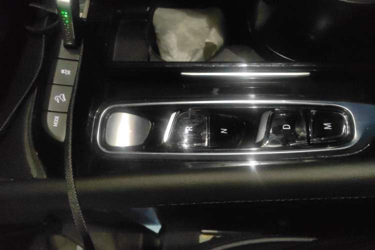 Used Buick Enclave 2022 652T 4x4 Prestige Flagship 6-Seater Gear Lever