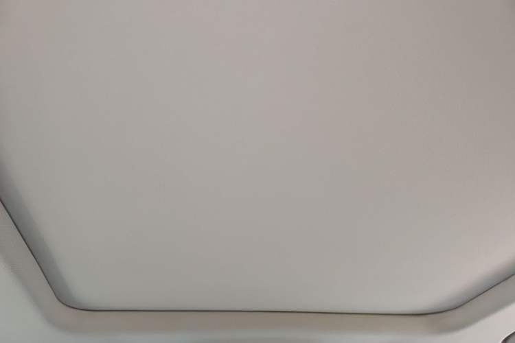 Used Buick Enclave 2022 652T Two-Wheel-Drive Prestige 7-Seater Headliner