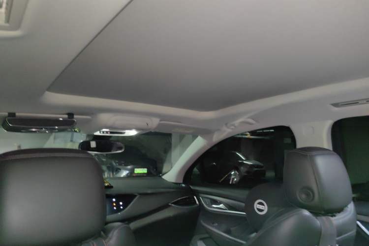 Used Buick Enclave 2022 652T Two-Wheel-Drive Prestige 7-Seater Headliner