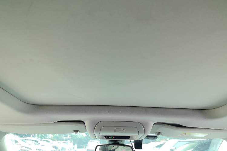 Used Buick Enclave 2022 652T Two-Wheel-Drive Prestige 7-Seater Headliner