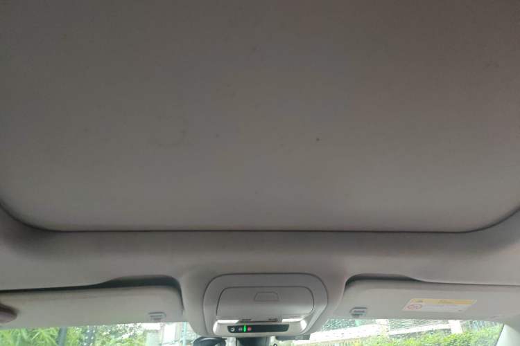 Used Buick Enclave 2022 652T Two-Wheel-Drive Prestige 7-Seater Headliner