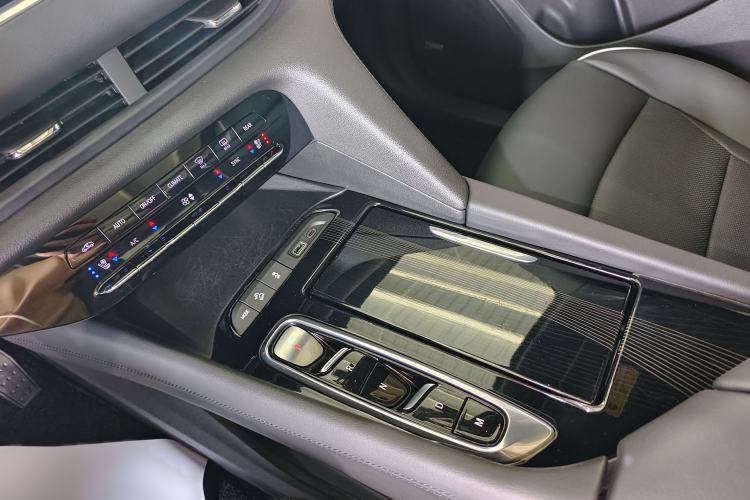 Used Buick Enclave 2022 652T 4x4 Prestige Flagship 6-Seater Interior 10