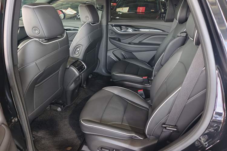 Used Buick Enclave 2022 652T 4x4 Prestige Flagship 6-Seater Interior 11