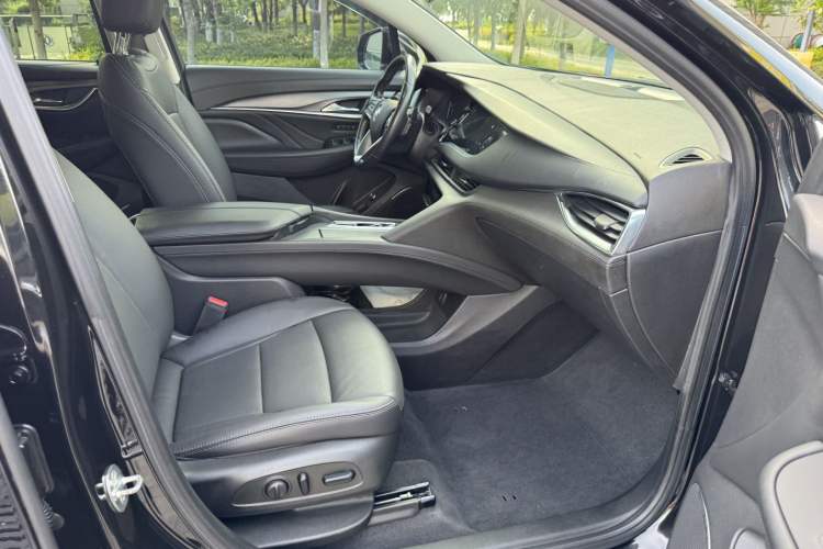 Used Buick Enclave 2022 652T Two-Wheel-Drive Prestige 7-Seater Interior 12