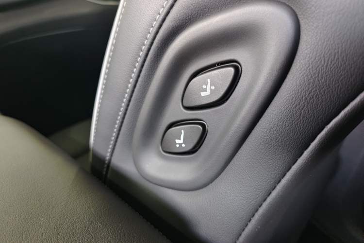 Used Buick Enclave 2022 652T 4x4 Prestige Flagship 6-Seater Interior 13