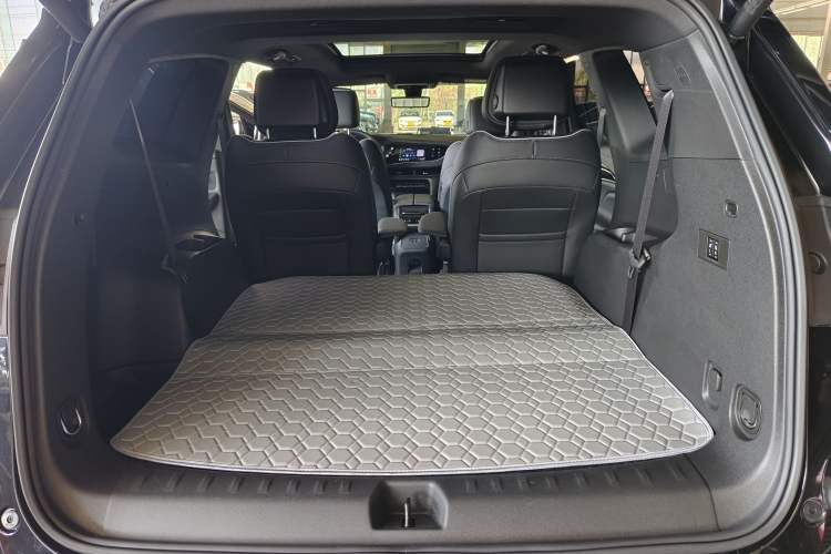 Used Buick Enclave 2022 652T 4x4 Prestige Flagship 6-Seater Interior 14