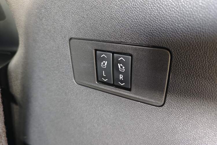 Used Buick Enclave 2022 652T 4x4 Prestige Flagship 6-Seater Interior 15