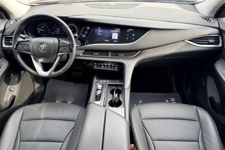 Used Buick Enclave 2022 652T Two-Wheel-Drive Prestige 7-Seater Interior 2