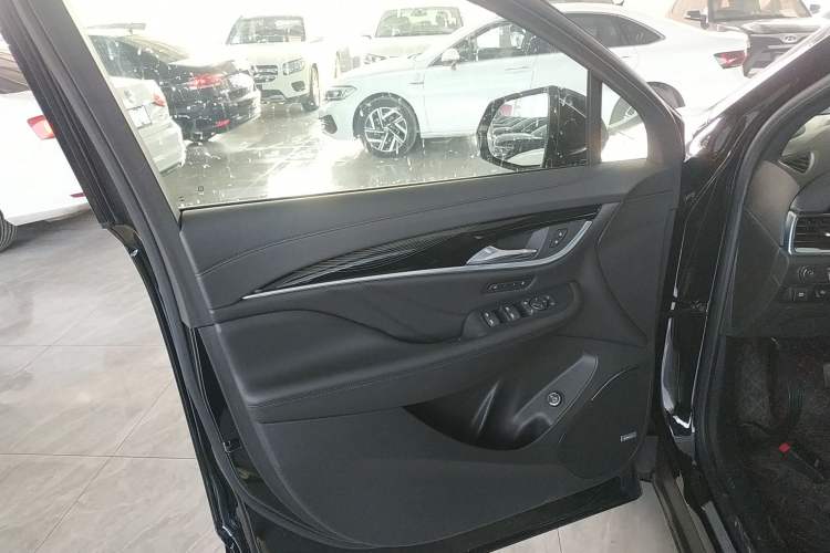 Used Buick Enclave 2022 652T 4x4 Prestige Flagship 6-Seater Interior 7