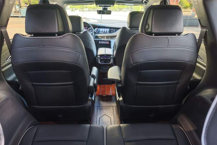 Used Buick Enclave 2022 652T 4x4 Prestige Flagship 6-Seater Interior 7