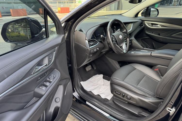 Used Buick Enclave 2022 652T Two-Wheel-Drive Prestige 7-Seater Interior 8