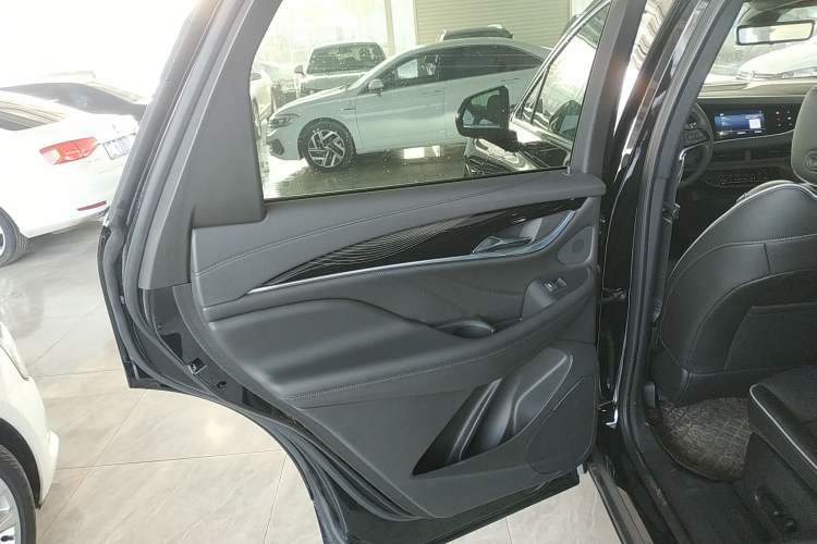 Used Buick Enclave 2022 652T 4x4 Prestige Flagship 6-Seater Interior 8
