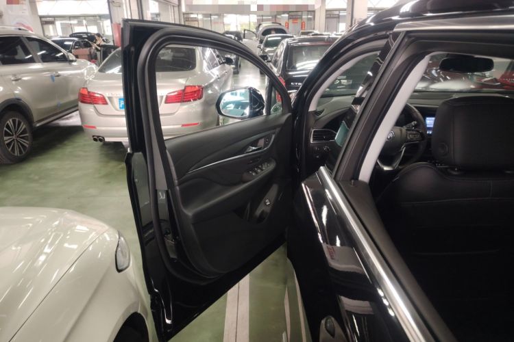 Used Buick Enclave 2022 652T Two-Wheel-Drive Prestige 7-Seater Left Front Door Interior