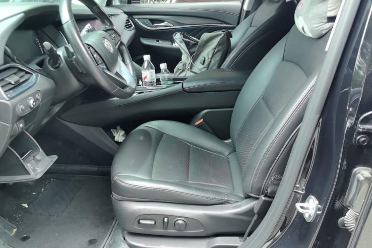 Used Buick Enclave 2022 652T Two-Wheel-Drive Prestige 7-Seater Left Front Seat