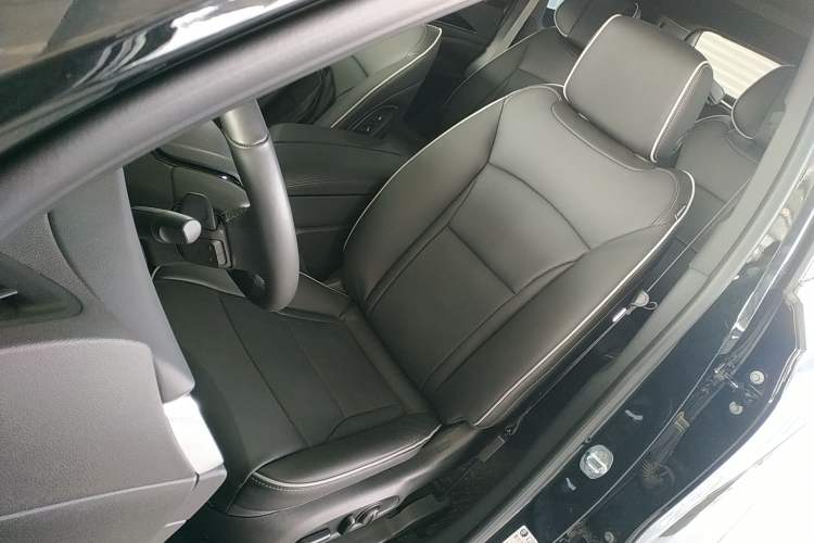 Used Buick Enclave 2022 652T 4x4 Prestige Flagship 6-Seater Left Front Seat