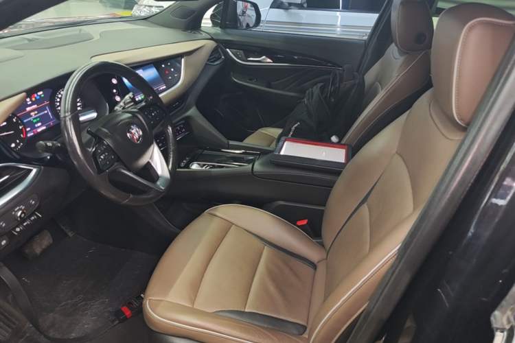 Used Buick Enclave 2022 652T 4x4 Prestige Flagship 7-Seater Left Front Seat