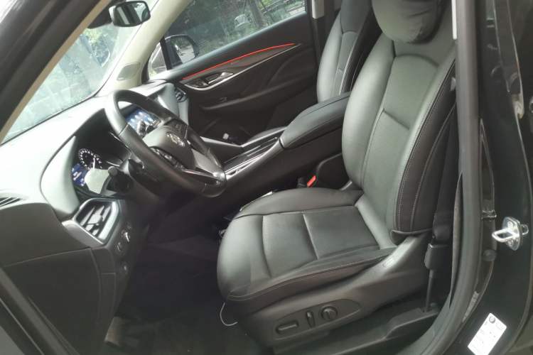 Used Buick Enclave 2022 652T Two-Wheel-Drive Prestige 7-Seater Left Front Seat