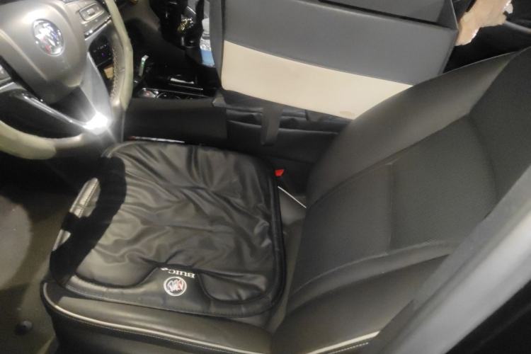 Used Buick Enclave 2022 652T 4x4 Prestige Flagship 6-Seater Left Front Seat