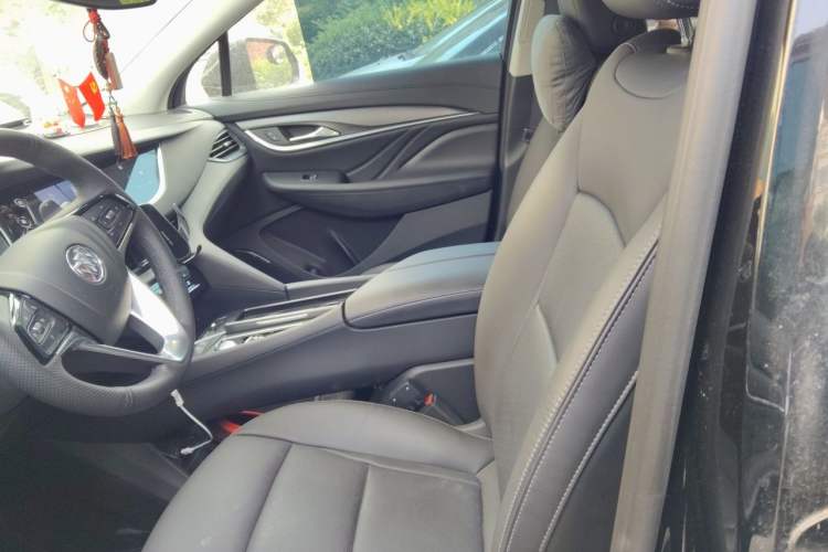 Used Buick Enclave 2022 652T Two-Wheel-Drive Prestige 7-Seater Left Front Seat