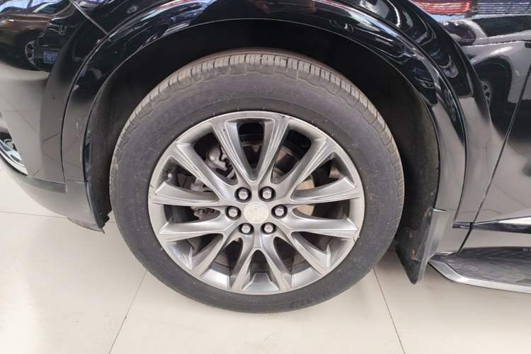 Used Buick Enclave 2022 652T Two-Wheel-Drive Prestige 7-Seater Left Front Wheel Hub