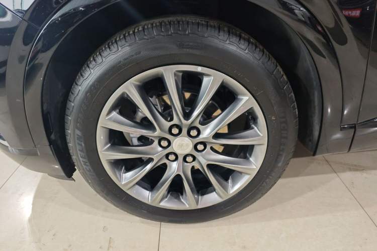 Used Buick Enclave 2022 652T Four-Wheel Drive Prestige 7-Seater Left Front Wheel Hub