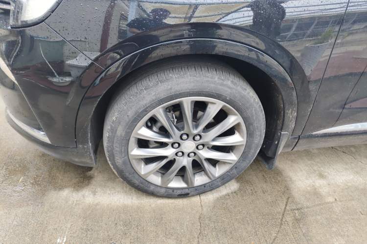 Used Buick Enclave 2022 652T Four-Wheel Drive Prestige 7-Seater Left Front Wheel Hub