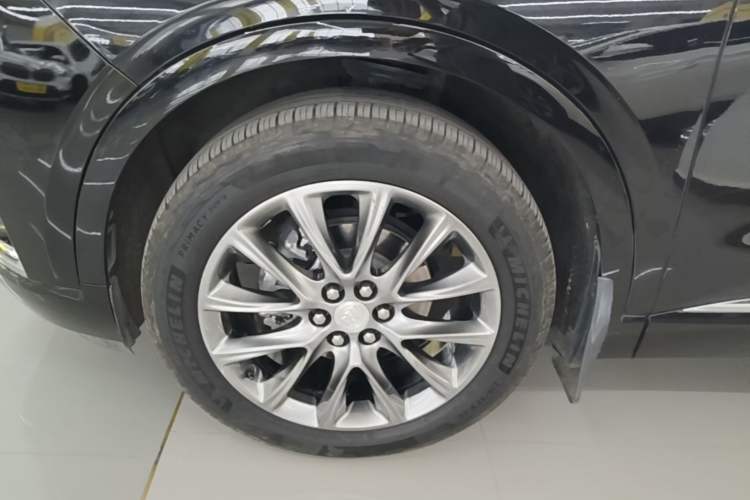 Used Buick Enclave 2022 652T Two-Wheel-Drive Prestige 7-Seater Left Front Wheel Hub