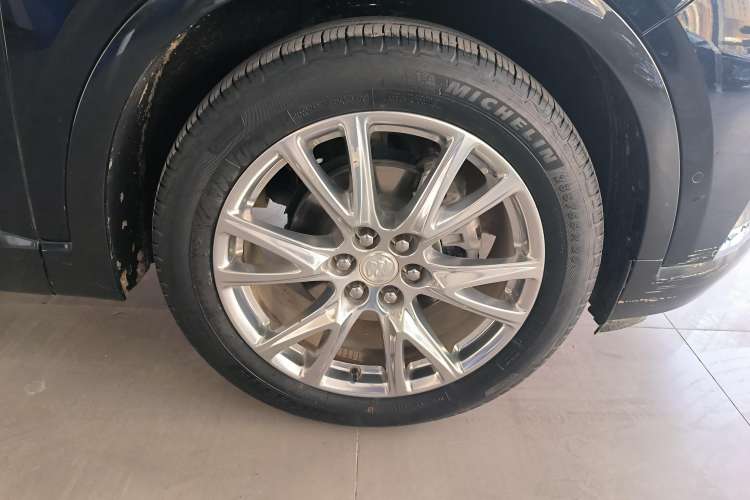 Used Buick Enclave 2022 652T 4x4 Prestige Flagship 7-Seater Left Front Wheel Hub