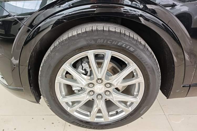 Used Buick Enclave 2022 652T 4x4 Prestige Flagship 7-Seater Left Front Wheel Hub