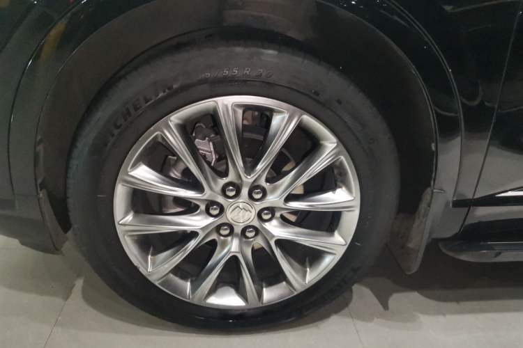 Used Buick Enclave 2022 652T Two-Wheel-Drive Prestige 7-Seater Left Front Wheel Hub