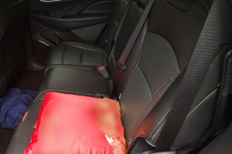 Used Buick Enclave 2022 652T Two-Wheel-Drive Prestige 7-Seater Left Rear Seat